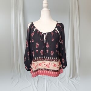 Charlotte Russe Floral Black and Pink Women's Top Size Medium